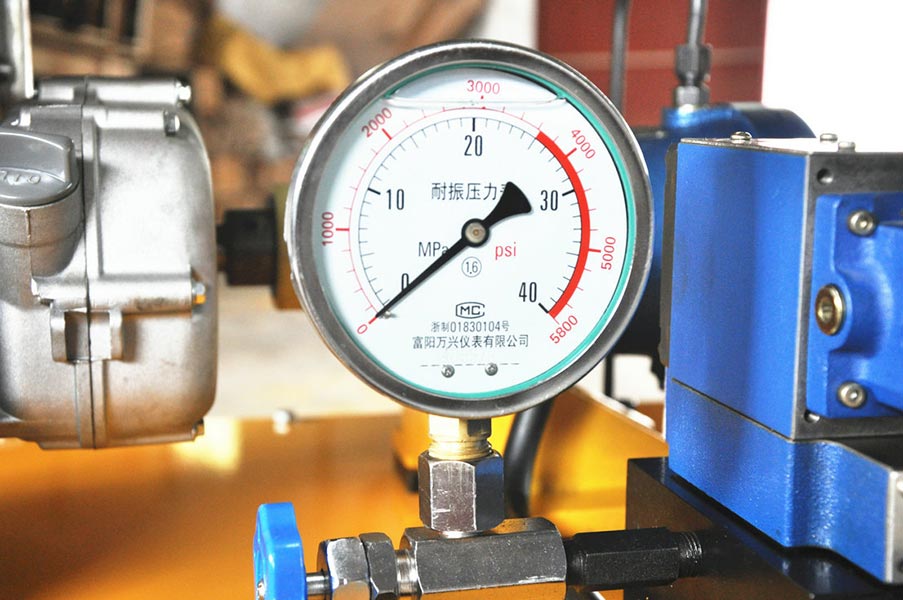 本田汽油機，野外作業機動泵液壓站